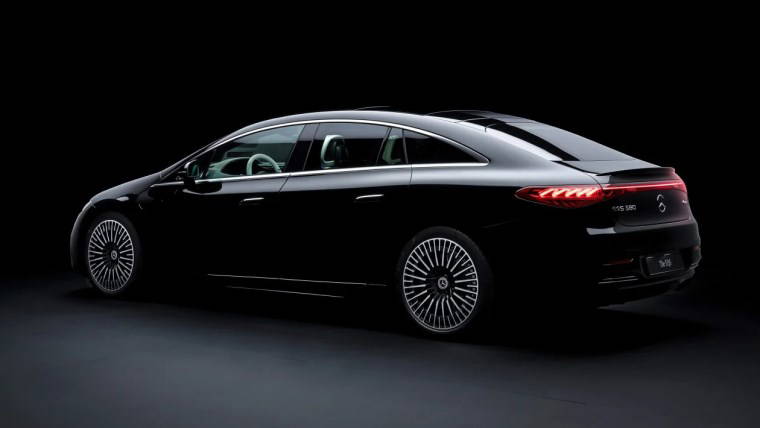 Mercedes EQS menzil şampiyonu olarak yerini sağlamlaştırıyor: 112 kilometrelik artış...