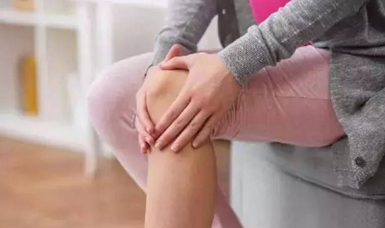 Uzmanı uyardı: Dizlerde ağrı 'kireçlenme' habercisi olabilir