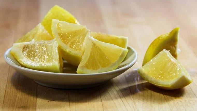 Lekeleri adında silip süpüren mucize yöntem: Temizlikte kullanabileceğiniz 6 doğal ürün