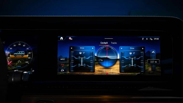 Mercedes G Serisi fiyatları yarı yarıya düşüyor! Elektrikli model ortaya çıktı: İşte Mercedes G 580 özellikleri...