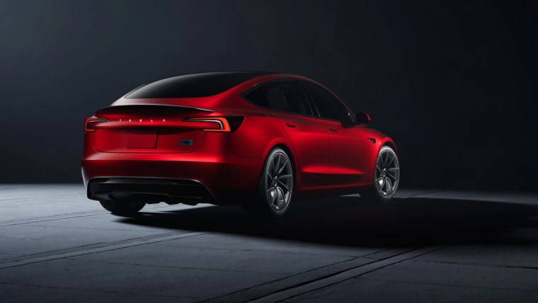 Elektriklide talep uygun fiyatlı modellere kaydıkça Tesla'da düşüş sürüyor! Hisseler çakıldı...