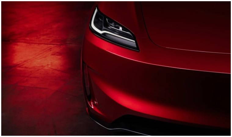 Tesla'da tarihin en büyük geri çağırması! Milyonlarca araç etkilenecek...