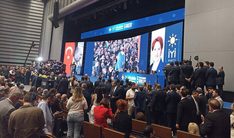 İYİ Parti'de kurultay günü: İşte Cumhuriyet'in kadrajından salondan kareler