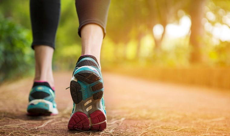 Araştırma: Ömrü 3 yıl uzatmak için haftada kaç adım gerekli?