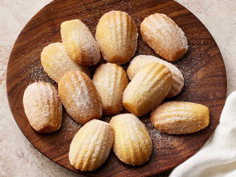 Fransız esintileri mutfağınıza geliyor: Madlen kek (Madeleines) tarifi...