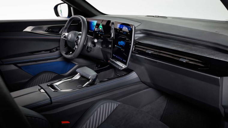 Renault Rafale geliyor! İşte Coupe SUV modelin fiyatı ve teknik özellikleri...