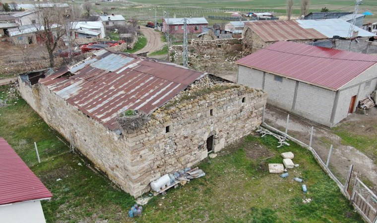 Ünlü sanatçılar da talip: Sivas’ta kilise satılıyor