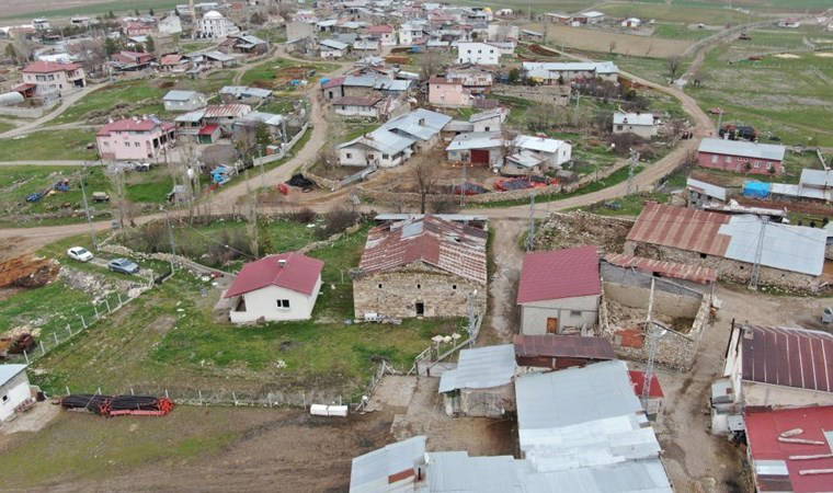 Ünlü sanatçılar da talip: Sivas’ta kilise satılıyor