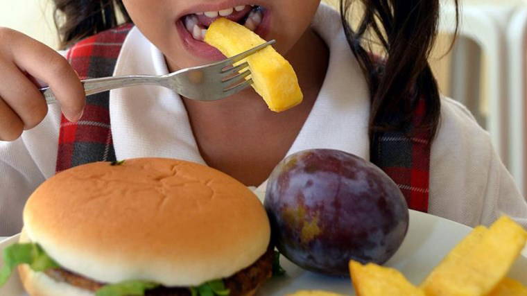 Uzmanı uyardı: 'Duygusal açlık' obeziteye yol açar