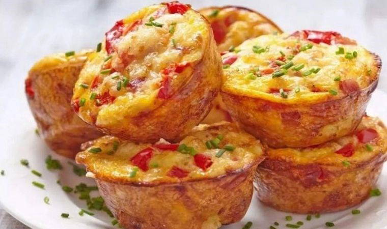 15 dakikada hazırlanan pratik lezzet: Kahvaltılık muffin tarifi...