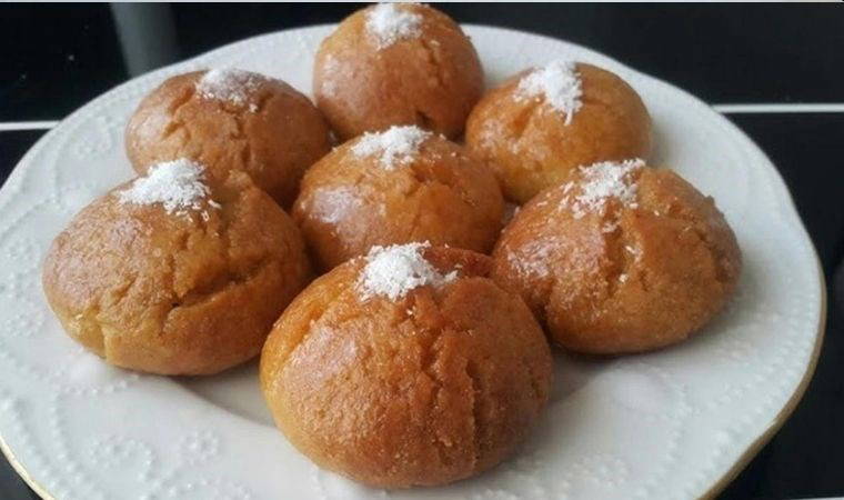 Ağızda dağılan pratik lezzet: Selanik tatlısı tarifi...