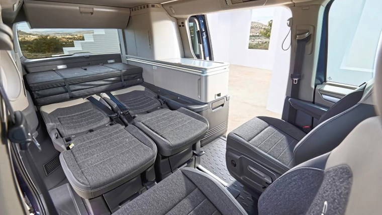 Volkswagen California yenilendi: işte karavan severleri heyecanlandıran yeni model...