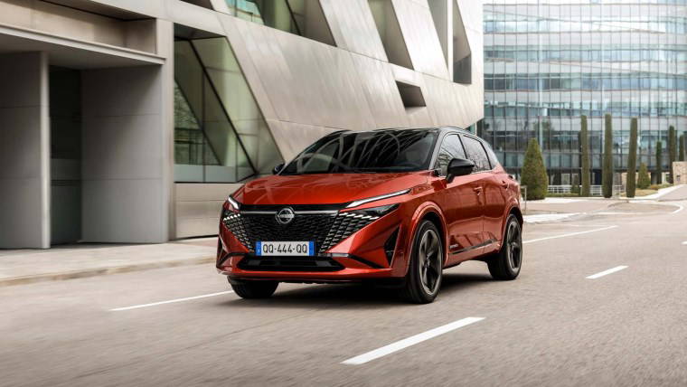 Yeni Nissan Qashqai satışa sunuluyor: İşte Qashqai fiyatları ve tüm özellikleri...