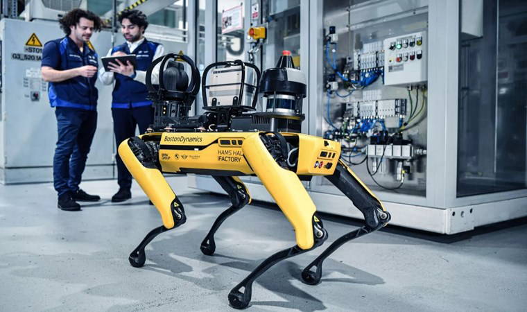 Robot köpek ile fabrikadaki sorunlar tespit ediliyor! BMW'den ürpertici teknoloji...