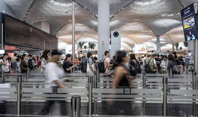 Havalimanlarında yeni dönem: Hangi yolcular uçağa binemeyecek?