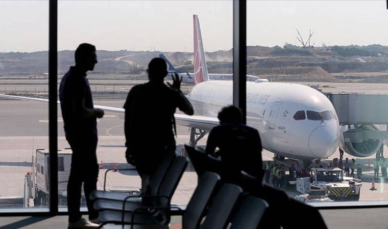 Havalimanlarında yeni dönem: Hangi yolcular uçağa binemeyecek?