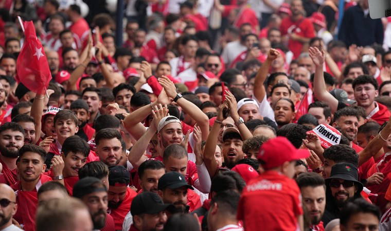 A Milli Takım'a büyük destek: Dortmund sokakları kırmızı-beyaz (18 Haziran 2024)