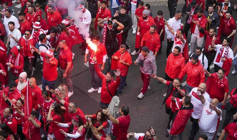 A Milli Takım'a büyük destek: Dortmund sokakları kırmızı-beyaz (18 Haziran 2024)
