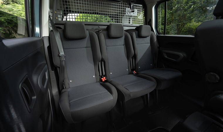 Fiat'ın o modelinde fiyatlar sabit kaldı! İster elektrikli ister dizel: 839 bin 900 TL'den başlayan fiyatlar...