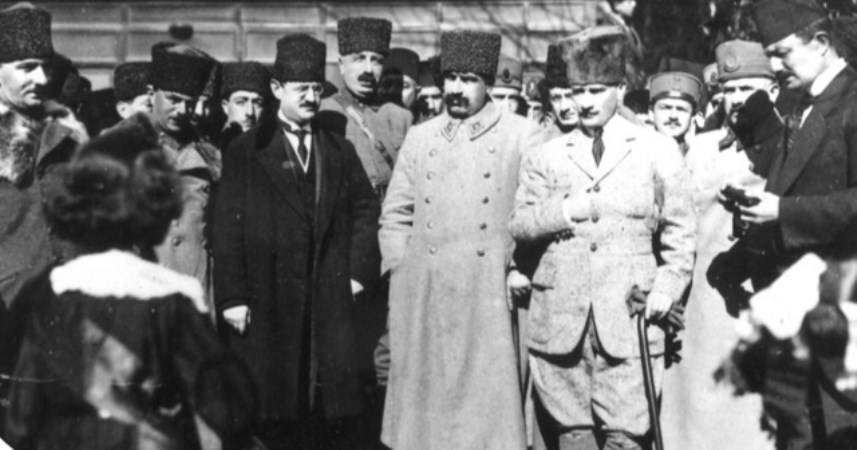 Süper Lig ekipleri Ulu Önder Mustafa Kemal Atatürk'ü andı