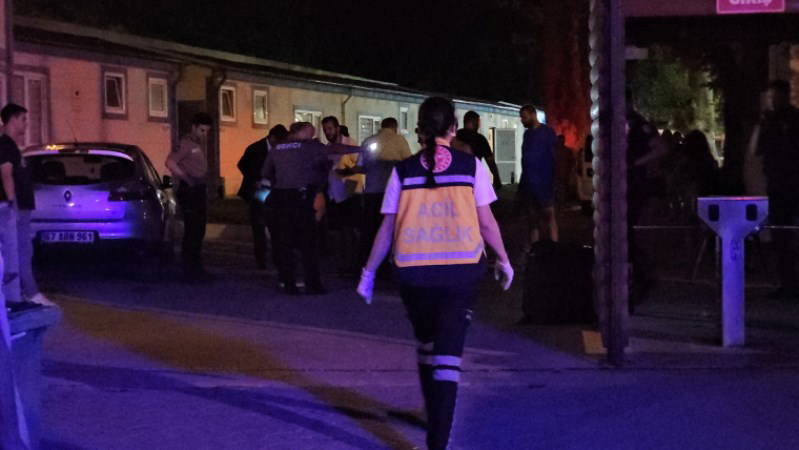 'Tesisi boşaltma' kavgasında 2 kişiyi vuran plaj görevlisi tutuklandı