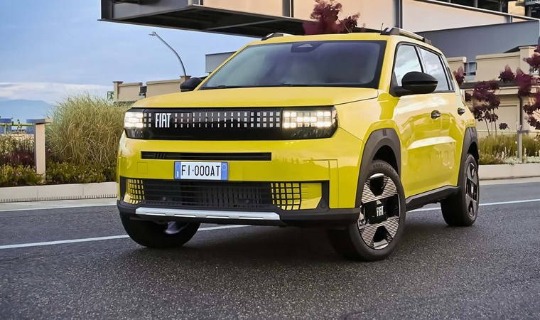 Fiat Grande Panda Türkiye'ye geliyor: Hibrit ve elektrikli motor seçenekleri...
