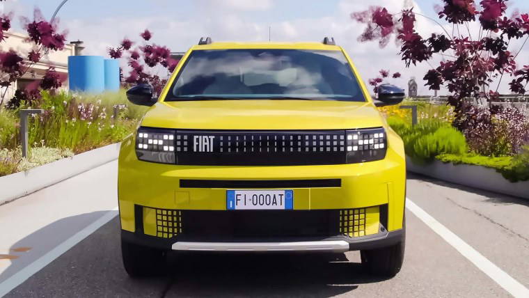 Fiat Grande Panda elektrikli ve hibrit motorla Türkiye'ye geliyor! İşte fiyatları ve tüm özellikleri...