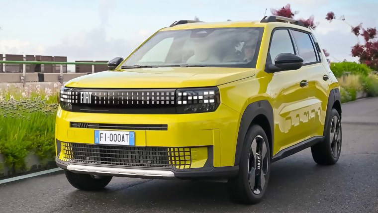 Fiat Grande Panda elektrikli ve hibrit motorla Türkiye'ye geliyor! İşte fiyatları ve tüm özellikleri...
