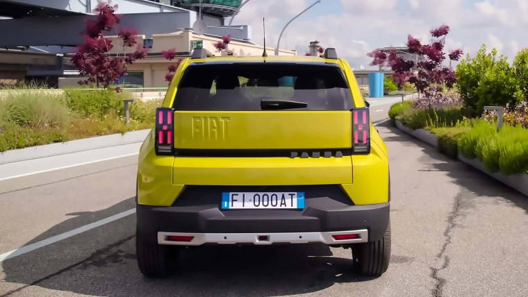 Fiat Grande Panda elektrikli ve hibrit motorla Türkiye'ye geliyor! İşte fiyatları ve tüm özellikleri...
