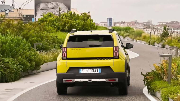 Fiat Grande Panda elektrikli ve hibrit motorla Türkiye'ye geliyor! İşte fiyatları ve tüm özellikleri...