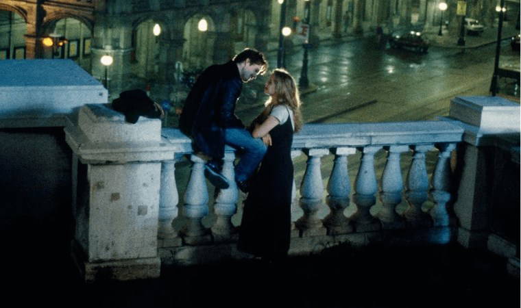 Hafta sonu izlemek için 10 rahatlatıcı film... Haftanın yorgunluğunu atmak için huzur veren filmler!