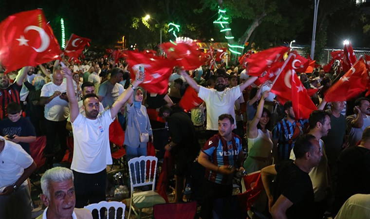A Milli Takım'ın başarısı coşkuyla kutlandı!