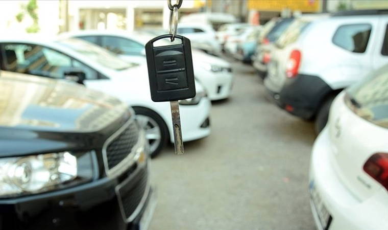 İkinci el piyasası sarsıldı! Araç fiyatlarında son durum belli oldu