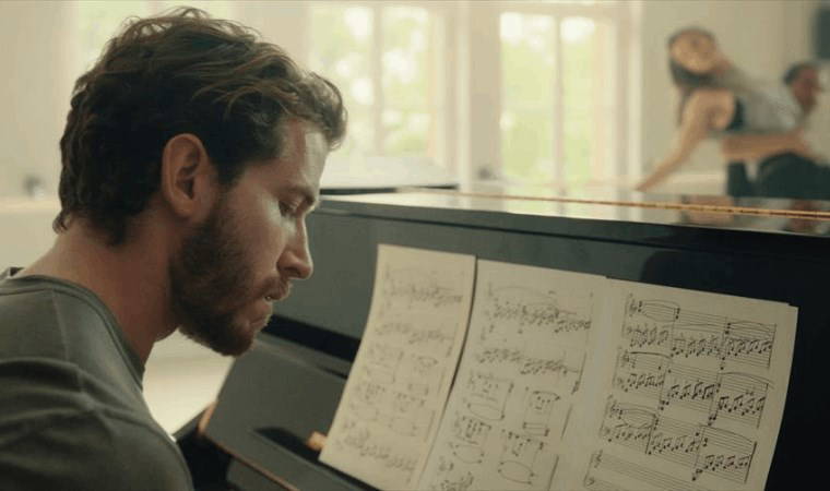 Sinemalarda bu hafta: Sizi dinliyor, Kar Masalı, Aşka Düşmek ve daha fazlası...