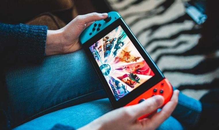 Nintendo'nun en çok satılan konsolu Switch oldu