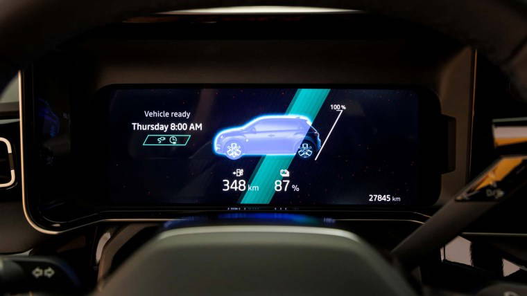 2025 yılının otomobili yine Renault'dan! Bu kez Renault 5 ve Alpine A290 zirvede...