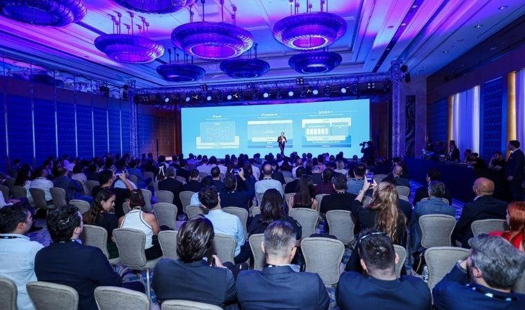 SAP İş ve Teknoloji Platformu etkinliğinde teknoloji liderleri bir ...