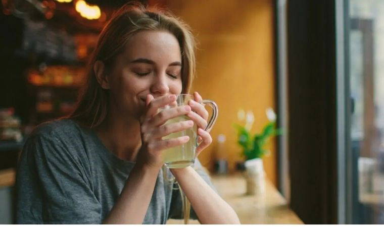 Gününüze rahatlık ve sakinlik katın: Güne başlarken stresi azaltan bitki çayı tarifi