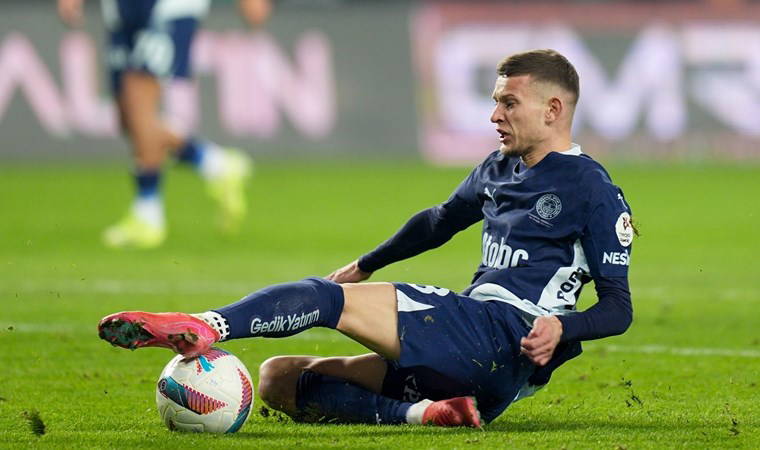 Eski hakemler Konyaspor - Fenerbahçe maçını değerlendirdi: Konyaspor'un penaltı beklediği pozisyonda devam kararı doğru mu?