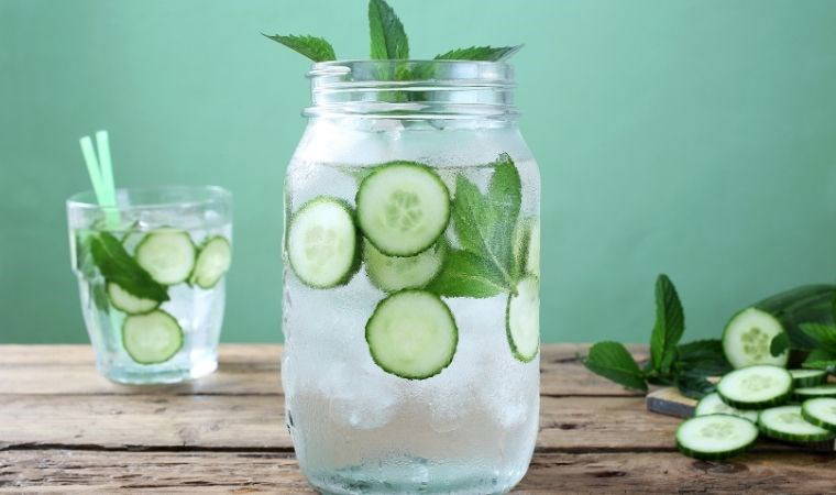 Yağ yakımını destekleyip kilo verme sürecini kolaylaştırın: Hızlıca ödem atmanızı sağlayacak 5 doğal tarif