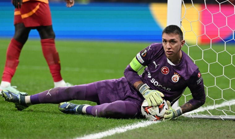 Spor yazarları Galatasaray - Dinamo Kiev maçını yorumladı: 'Galatasaray'ın puan kaybının sebebi...'