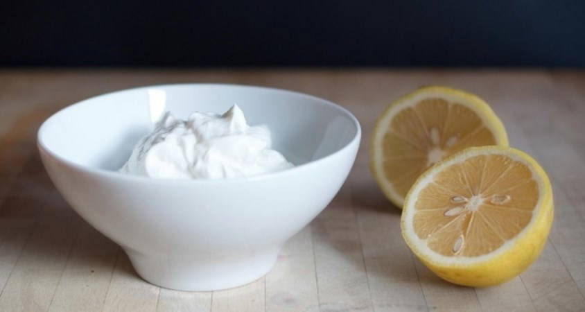 Cildinizi beslerken parlaklık ve gençlik kazandırın: Yaşlanma belirtilerini azaltan 5 doğal cilt maskesi