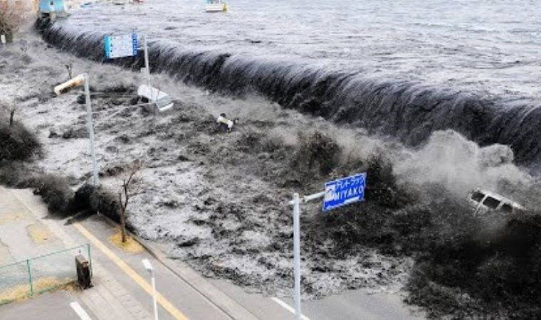 Dünya tarihinin en yıkıcı 5 tsunamisi