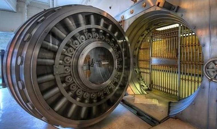 Bugüne dek sadece bir Başkan oraya girebildi... '147,3 milyon ons altın' Trump'ın radarında!