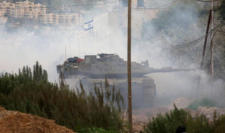 2002’den bu yana ilk defa… İsrail, Batı Şeria’ya tanklarla girdi, mülteci kampına baskın yaptı!