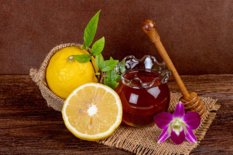 Cildinize dost yöntemlerle pürüzsüzlüğe kavuşun: İstenmeyen tüylere evde uygulayabileceğiniz 5 etkili yöntem