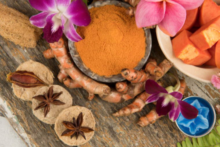 Cildinize dost yöntemlerle pürüzsüzlüğe kavuşun: İstenmeyen tüylere evde uygulayabileceğiniz 5 etkili yöntem