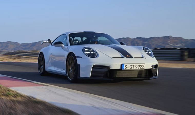 Bugatti'nin opsiyonel paket fiyatı dudak uçuklattı: Porsche 911 GT3'ten bile daha pahalı