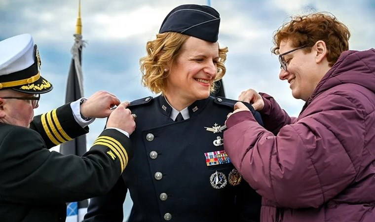 Pentagon belgesi ortaya çıktı: Trans bireyler ordudan atılıyor mu?