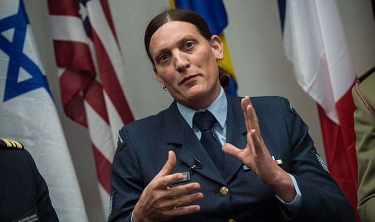 Pentagon belgesi ortaya çıktı: Trans bireyler ordudan atılıyor mu?